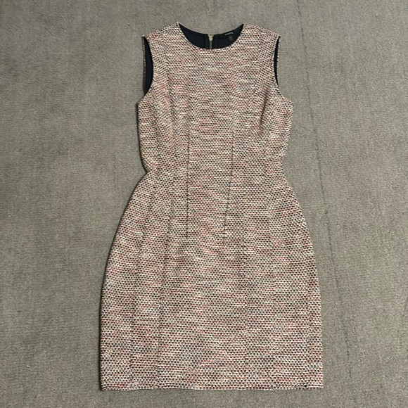 Theory Hourglass Beacon Tweed Dress Pink Navy Multi Sleeveless Size 2 - Picture 4 of 9